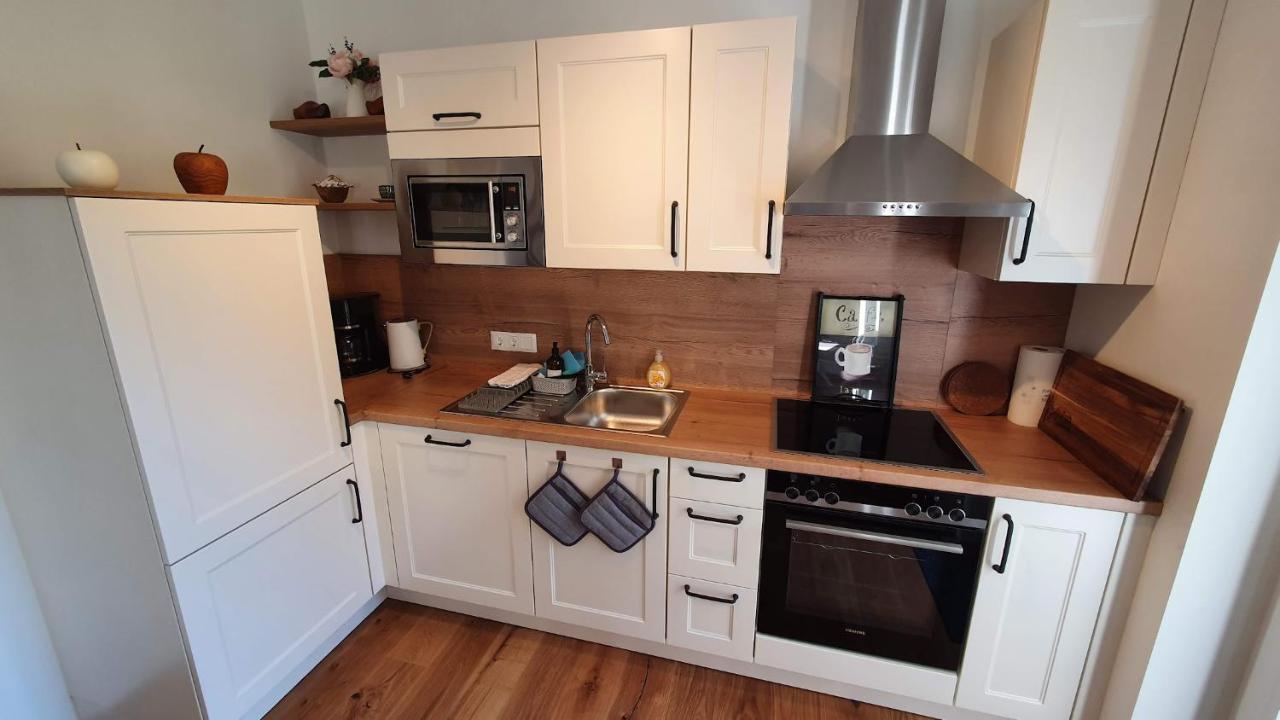 סאטנדורף Ferienwohnung Edelbach Deluxe מראה חיצוני תמונה