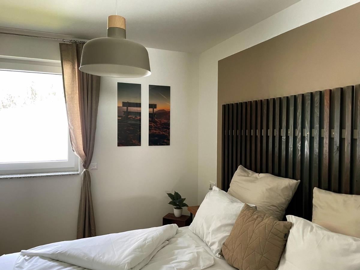 סאטנדורף Ferienwohnung Edelbach Deluxe מראה חיצוני תמונה